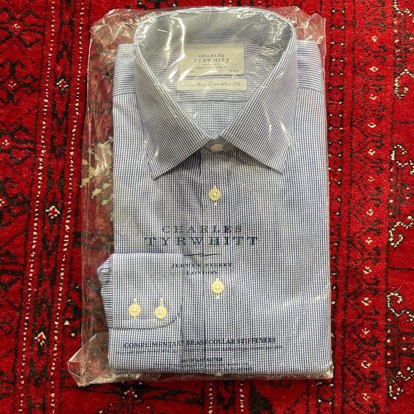 Charles Tyrwhitt Other - Blue and white herringbone shirt - 15.5 / 35in